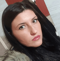 Десислава Цанекова 